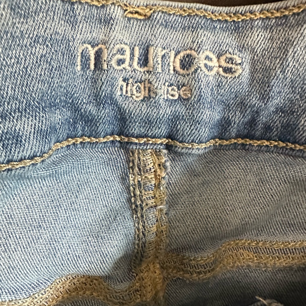 Jeans - Picture 3 of 4